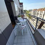 With Wifi - 17913 Apartment